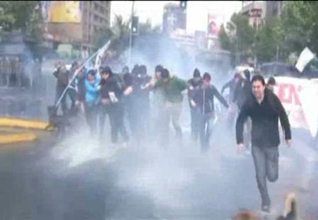 Nuevos disturbios en Chile tras la negativa de...