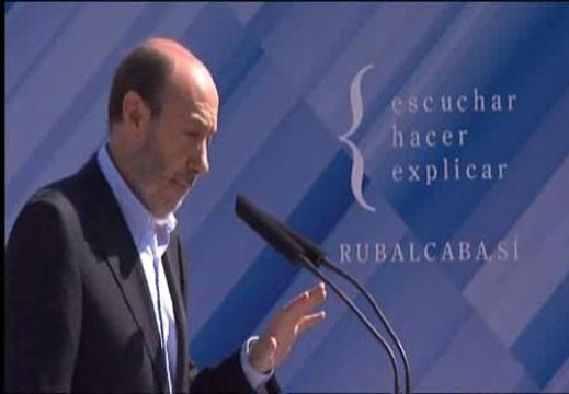 Rajoy pretende hacer una campaña como la de la cerveza: cero, cero