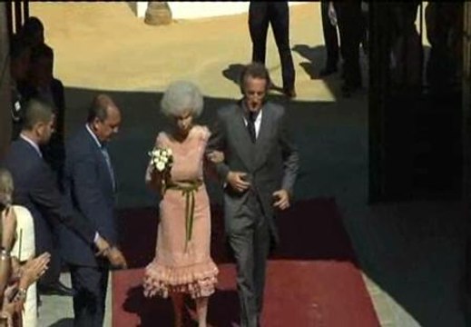 La Duquesa de Alba y Alfonso Díez se dan el 'sí quiero'