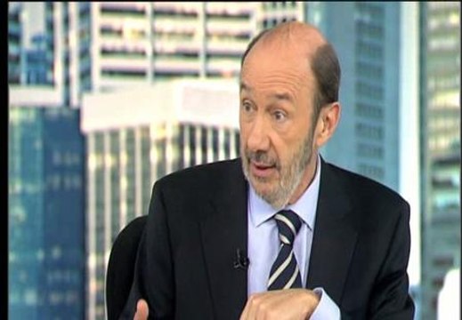 Rubalcaba asegura que el PP estudia recortar las ayudas por desempleo