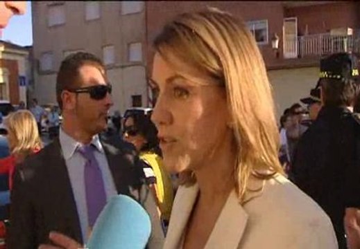 Cospedal: Las intenciones que tenemos es que no haya trabajadores sin prestaciones