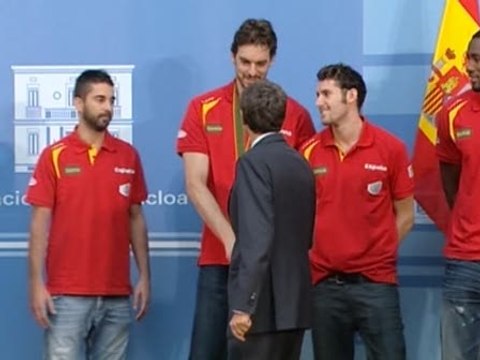 Zapatero recibe a los campeones de Europa