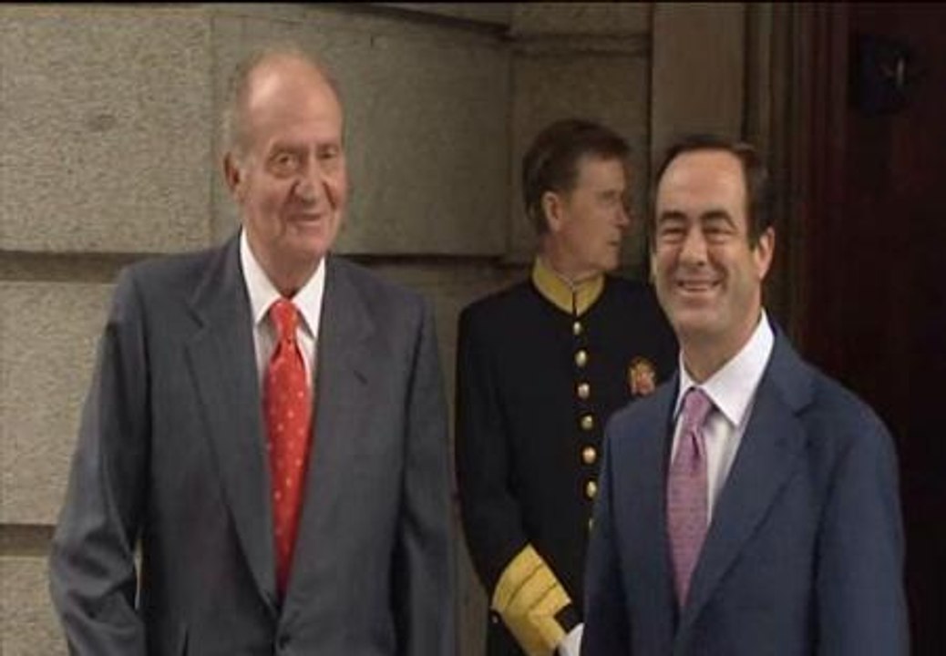 El Rey augura un futuro de "bastantes, muchos" sacrificios para España