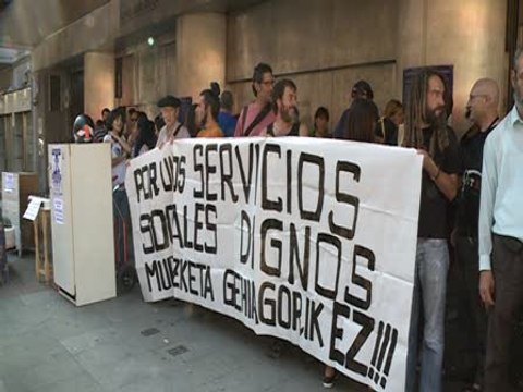 Protesta por recortes en prestaciones sociales