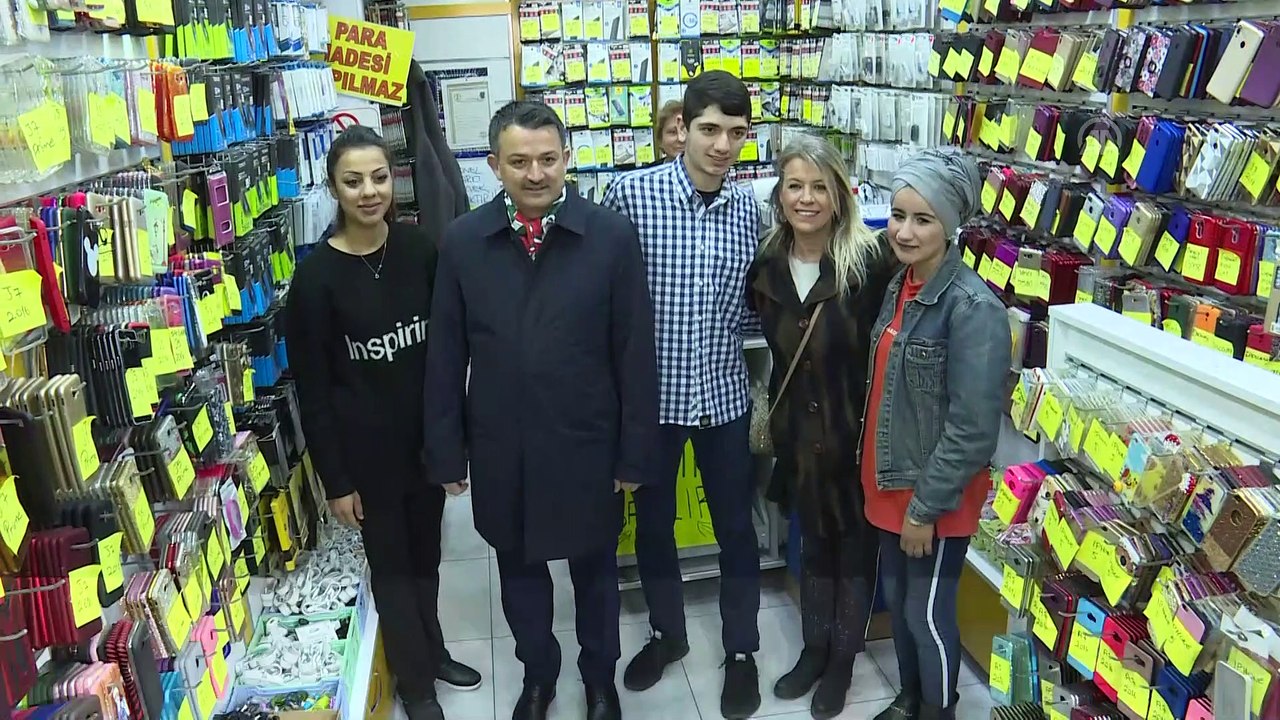 Bakan Pakdemirli: 'Milletimiz ne karar veriyorsa başımızın üstünde yeri var' - İZMİR