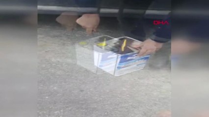 Van Kamyonetteki Madeni Yağ Tenekelerinden Kaçak Sigara Çıktı