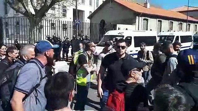 Acte 20 des Gilets jaunes : des journalistes pris à partie à Avignon