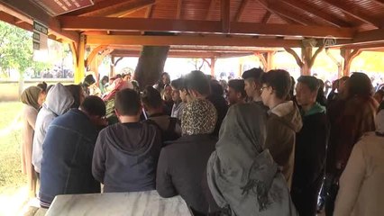 Okulda Fenalaşarak Ölen Ortaokul Öğrencisi Toprağa Verildi