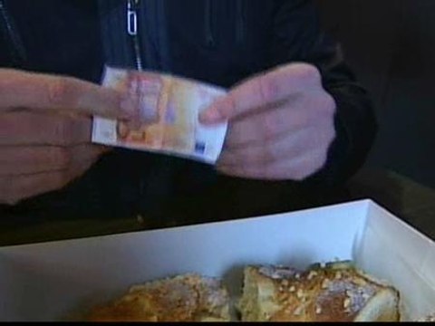 Billetes de 50 euros en el roscón de Reyes
