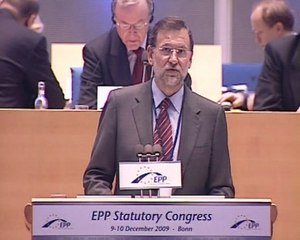 "Zapatero es incapaz de frenar el paro"