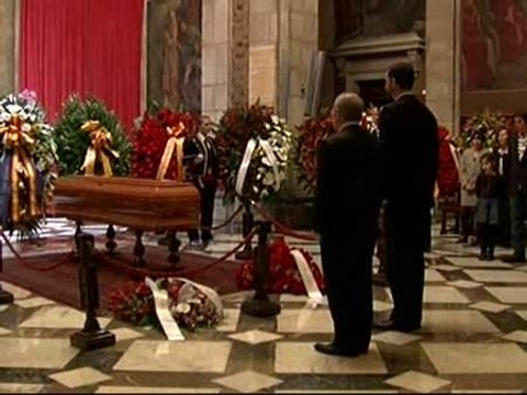 Emotivo adiós a Solé Tura