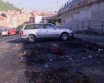 Encapuchados queman autobús en Bilbao