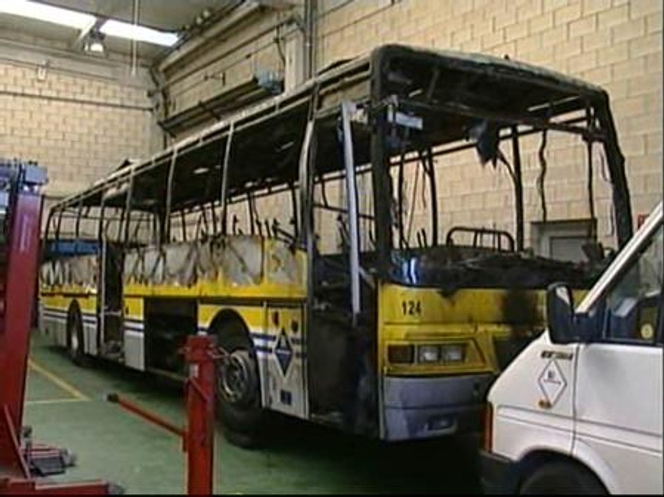 Incendian un autobús en Durango