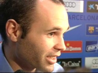 Iniesta: "Cristiano no es el más indicado para decirme que no me tire"