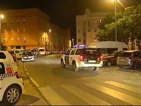 Dos guardias civiles heridos graves tras ser atacados en su cuartel con piedras