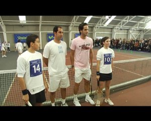 Niños recogepelotas para la Davis