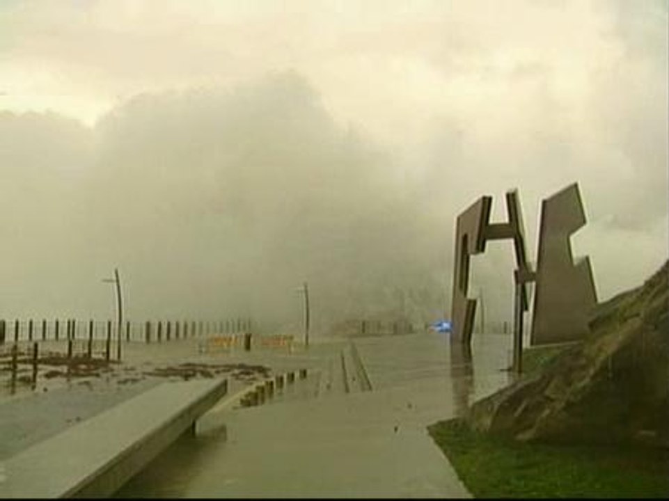 Olas de gigante en San Sebastián