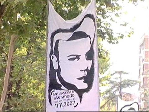 Cientos de personas se manifiestan en homenaje a Carlos Palomino