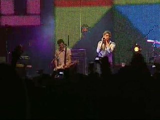 Keane actúa en una antigua fábrica de Bilbao