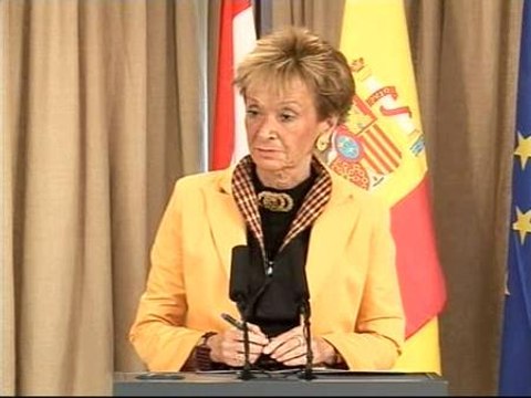 De la Vega emplaza a Cospedal a denunciar en los tribunales el supuesto espionaje