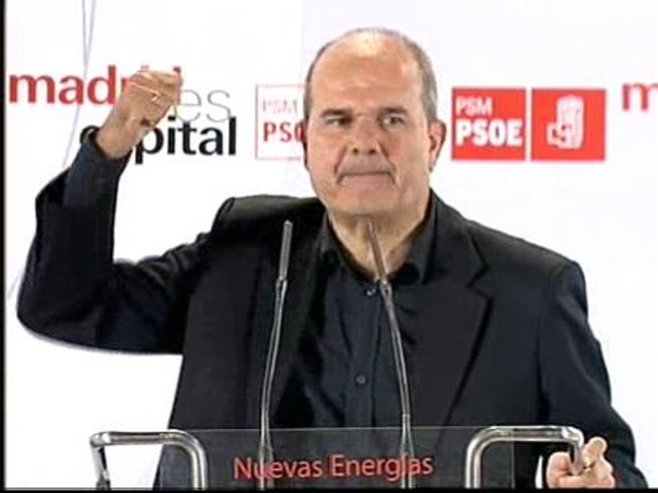 "¿Cómo es posible que Rajoy arregle las cuentas del Estado si no puede arreglar las de su propio partido?"