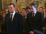 Zapatero y Rajoy visitan la capilla ardiente