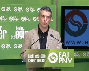 Descargar video: Íñigo Urkullu condena el atentado de ETA