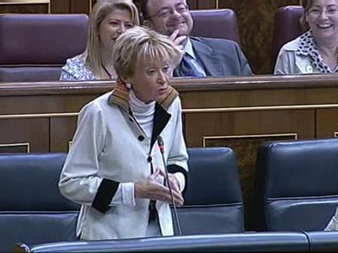 El Gobierno arremete contra la oposición recordando los problemas internos de su partido