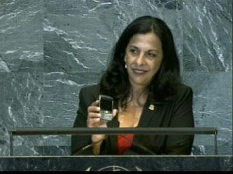 Zelaya habla a través del móvil ante la Asamblea de la ONU