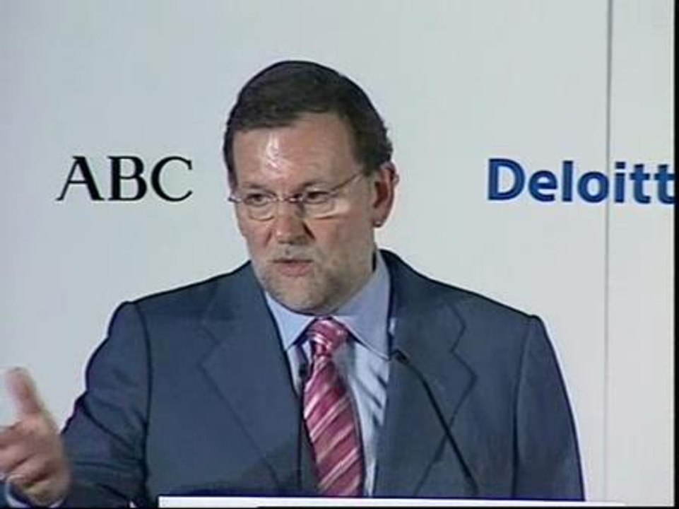 Rajoy: "Camps pagó los trajes"