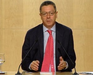 Gallardón asume las críticas del COI