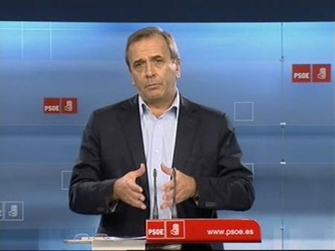 Alonso critica a Rajoy por tratar de sacar tajada política del secuestro del 'Alakrana'