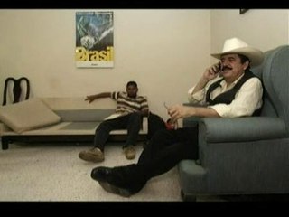 ¿Con quién habla por teléfono Manuel Zelaya?