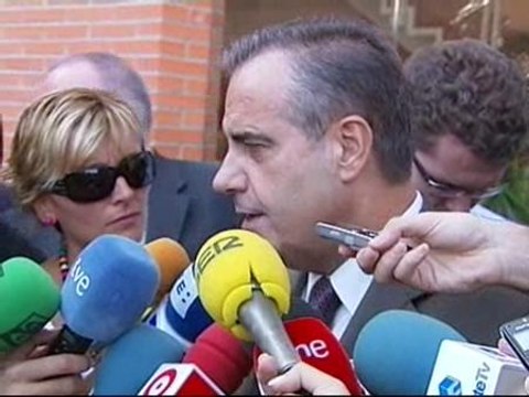 Corbacho insta a acelerar los encuentros entre sindicatos y patronal