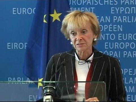 De la Vega: El referéndum de Arenys está fuera de la Ley