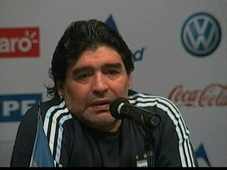 Maradona: "Tenemos que ir al combate"