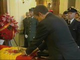 Zapatero impone la Medalla de Oro al Mérito Policial a Eduardo Puelles