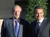 El Rey recibe a Zapatero en el Palacio de Marivent
