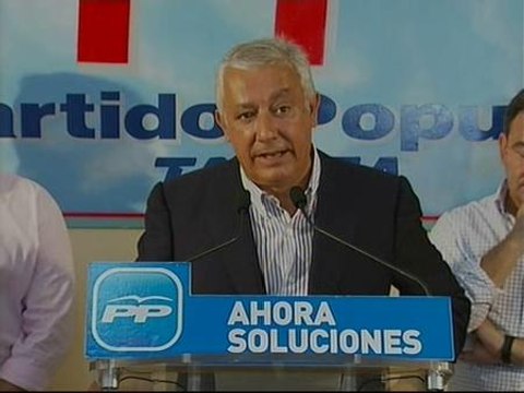 Mientras estemos en manos del señor Zapatero el otoño va a ser muy, muy duro