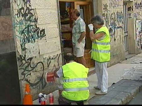 3 parados forman la brigada antigrafiti en Alicante
