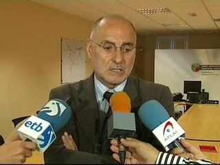 Ares insiste en que harán todo lo posible para evitar que el entorno de ETA constituya "una fuerza legal"