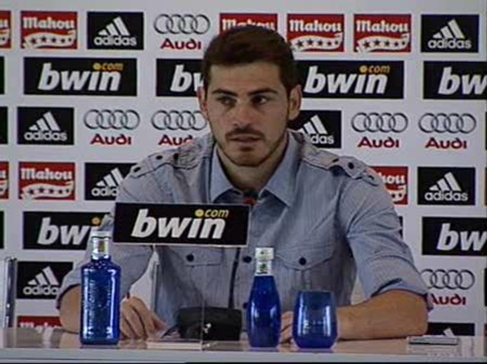 Casillas, sobre la salida de Salgado: "No hay nada definitivo"