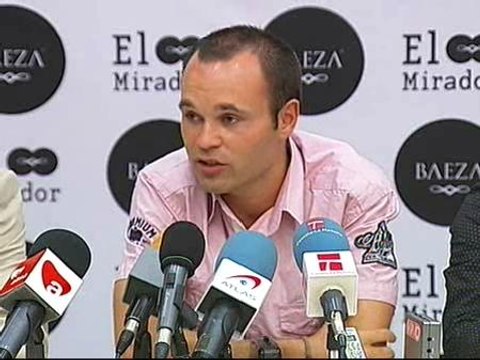 Iniesta: Eto'o sigue siendo mi compañero