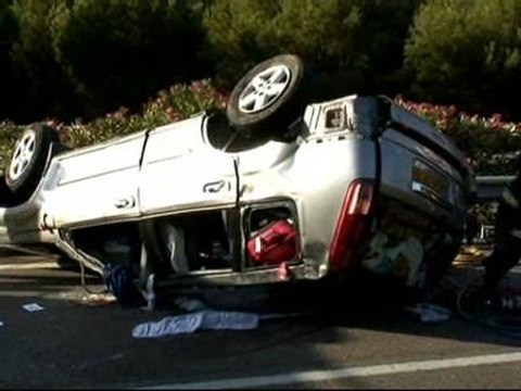 Un muerto y 4 heridos graves en un accidente de tráfico en la AP-7 en Benicàssim