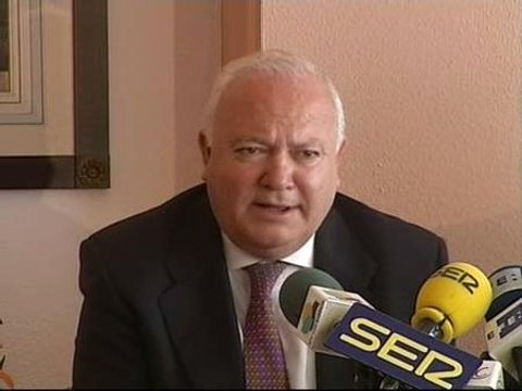Moratinos dice que la soberanía española del Peñón es irrenunciable