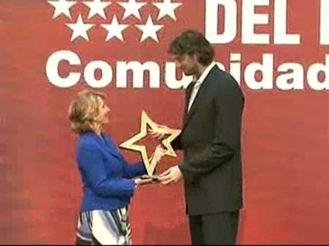 Gasol recibe el Premio Internacional del Deporte de Madrid