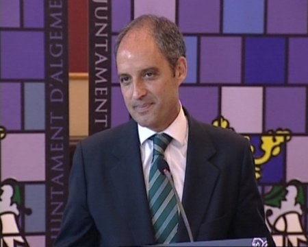 Camps confía en que la verdad está más cerca