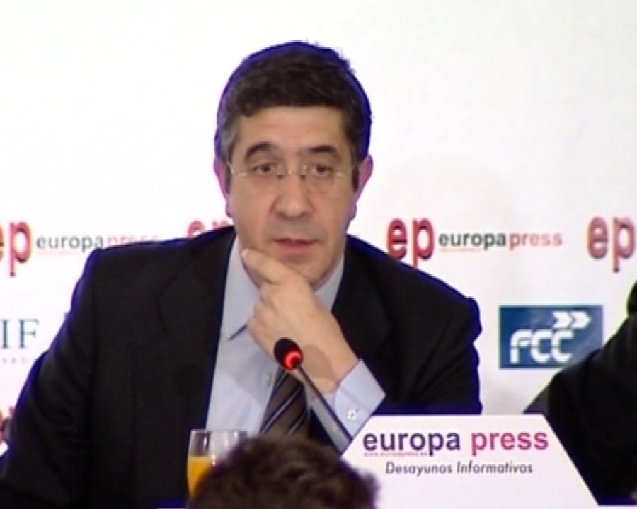 Patxi López defiende la unidad contra ETA