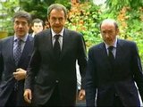 Zapatero y Rajoy llegan a la capilla ardiente de Eduardo Puelles