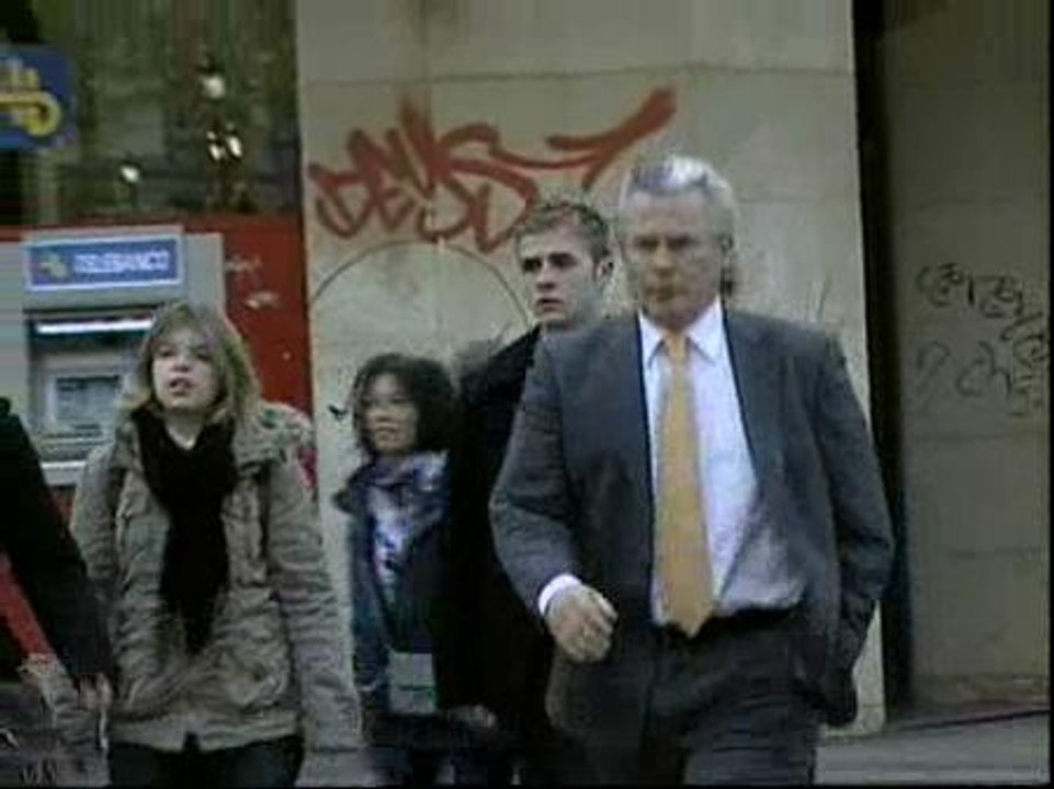 El Supremo rechaza el recurso de Garzón contra la admisión de la querella de Manos Limpias